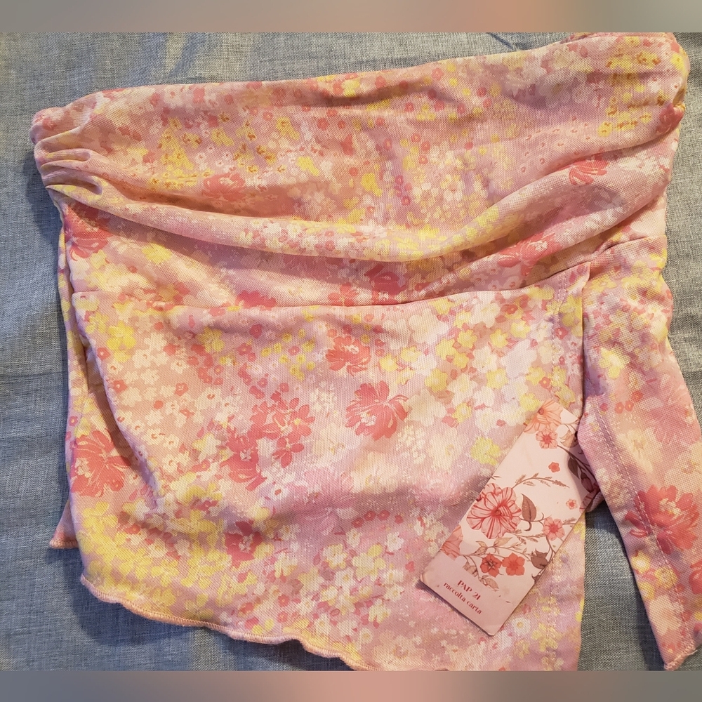 💥 NWT SHEIN MOD Pink Floral Tube Top Ruched Lined Side Split Blouse - Size M